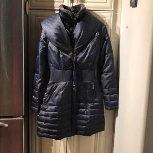 Jennifer Lopez long puffer